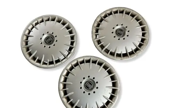 Volvo S40, V40 R15 wheel hub/cap/trim 
