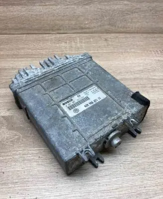 Volkswagen PASSAT B4 Engine control unit/module ECU 028906021CK 0281001423