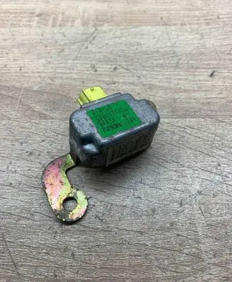 Mazda 3 I Airbag deployment crash/impact sensor C10057KD03