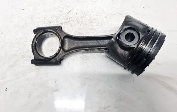 Opel Zafira A Piston with connecting rod