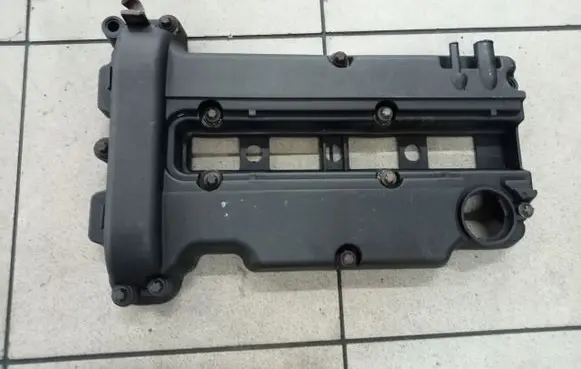 Rocker cam cover