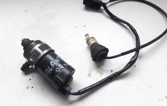 Mitsubishi Galant Windscreen/windshield washer pump