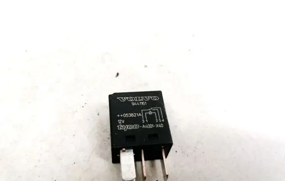 Volvo V50 Other relay 9441161