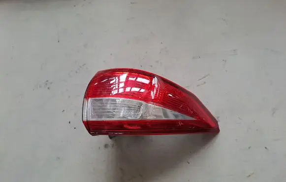 Ford C-MAX II Rear/tail lights AM5113405BD