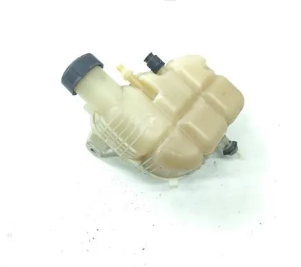 BMW X2 F39 Coolant expansion tank/reservoir 8687503 7617362 2066660