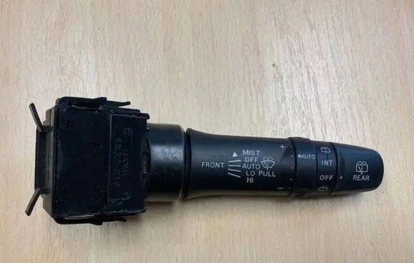 Mitsubishi Montero Wiper control stalk 8612A021