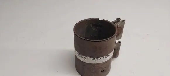 Volkswagen PASSAT B8 Muffler pipe connector clamp 