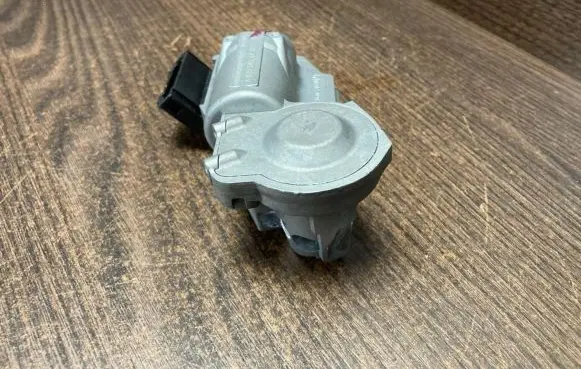 Mercedes-Benz C W203 Ignition lock 0355457732