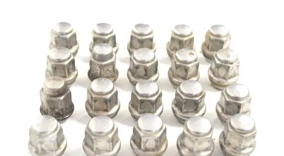 Volkswagen Routan Nuts/bolts 