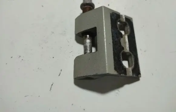 BMW 1 E81 E87 Rear door lower hinge