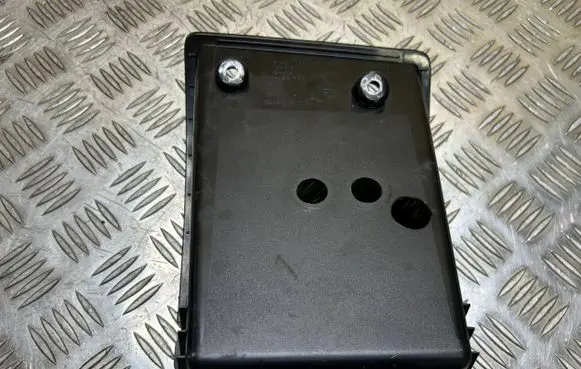 BMW 5 E60 E61 Dashboard storage box/compartment 7063163 5145706316310 14121810
