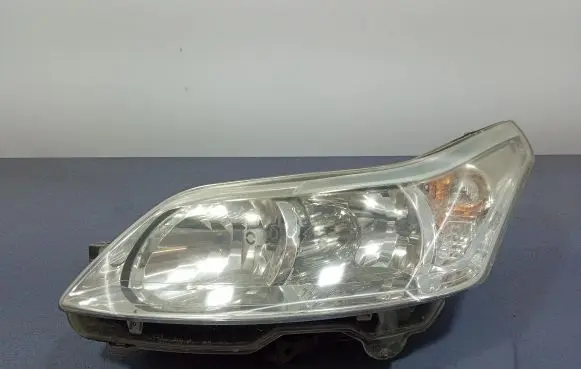 Citroen C4 I Headlight/headlamp 9646893980