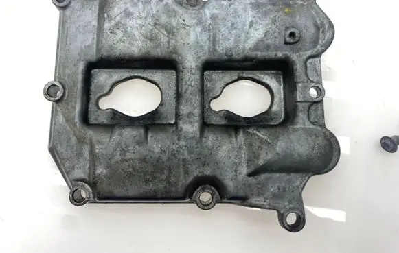 Subaru Legacy Rocker cam cover 