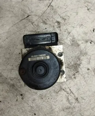Skoda Octavia Mk2 (1Z) ABS Pump 1K0907379Q 00005305F3 10096003553