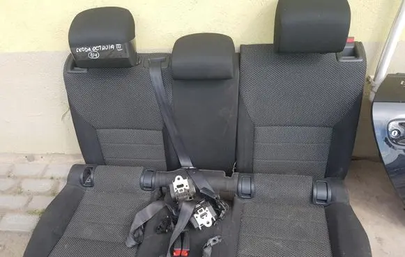 Skoda Octavia Mk3 (5E) Rear seat 