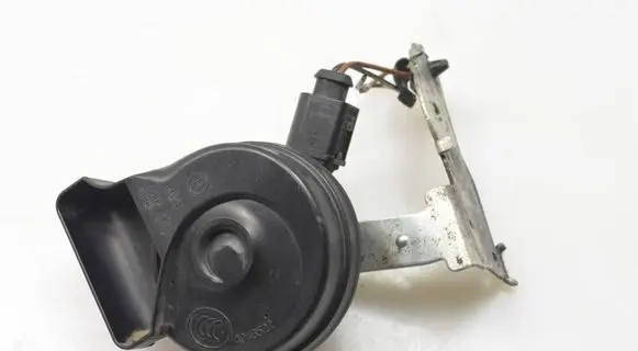 Volkswagen PASSAT B7 Horn signal 3AA951182