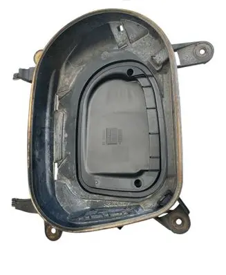 BMW X5 E70 Air filter box cover 7811027 7812061