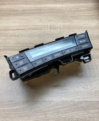 Toyota Prius (XW30) Climate control unit 75D725 5590047010