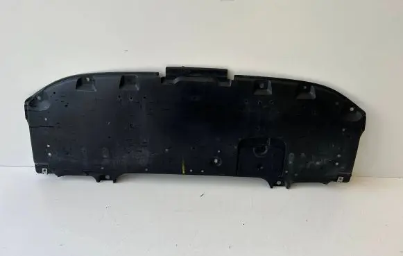 Mazda 3 III Engine splash shield/under tray BJS756112