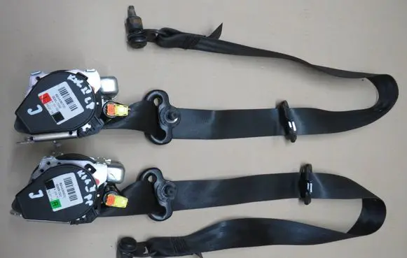 Ford Kuga II Front seatbelt 624436800 006R000