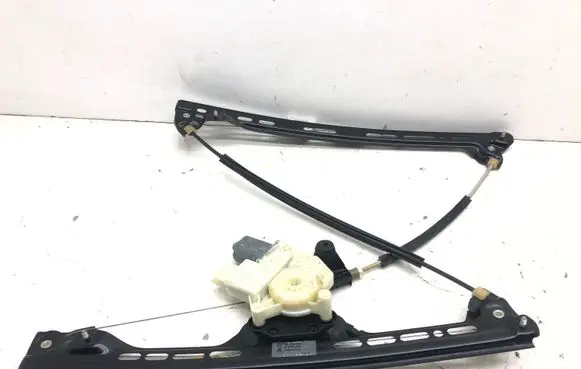 Citroen C4 Grand Picasso Front door window regulator with motor 9675924780