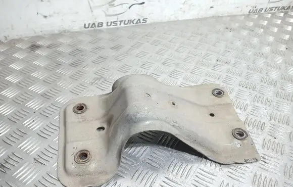 Ford Kuga I Other under body part 
