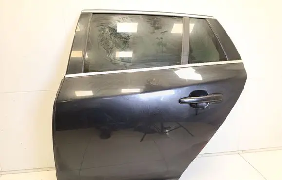 Volvo V60 Rear door