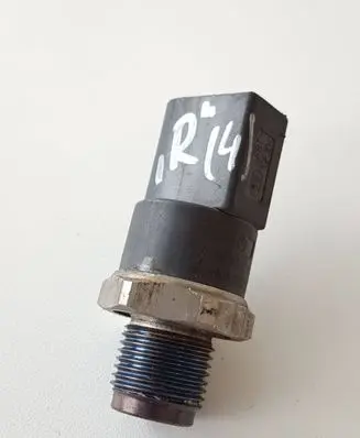 Fuel pressure sensor