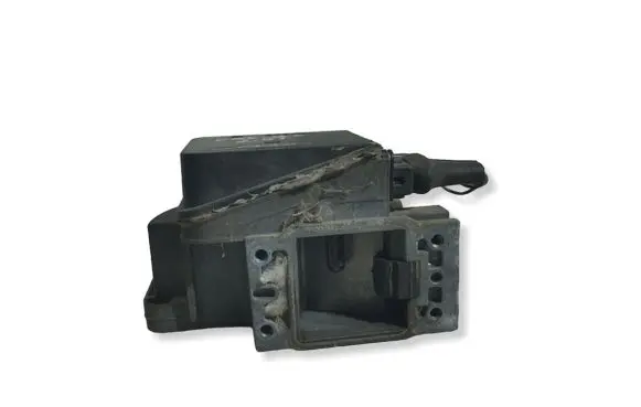 Volkswagen PASSAT B3 Mass air flow meter 0280202106 037906301