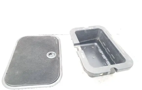 Fiat Freemont Glove box in trunk 1BZ94TRMAB 100000001