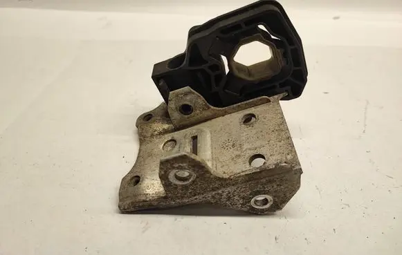 BMW 5 F10 F11 Radiator support slam panel bracket 7186513 718651309