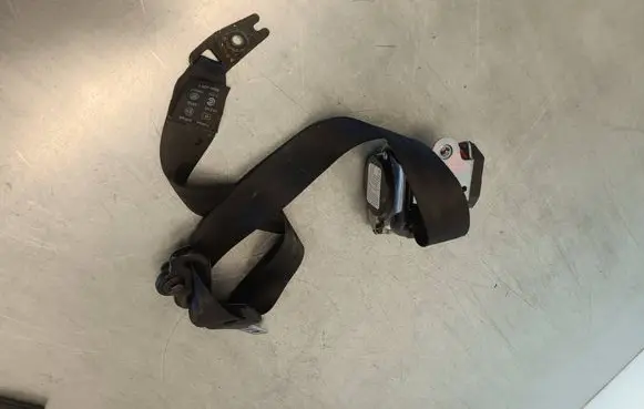 Volvo V60 Rear seatbelt 616159000 016L000