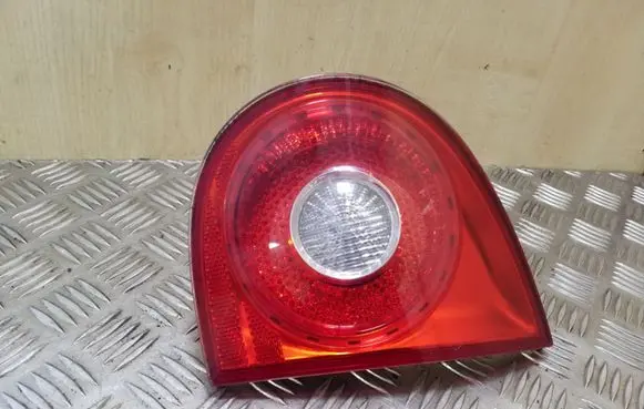 Volkswagen Golf V Tailgate rear/tail lights 1K6945094J 1K6945108C