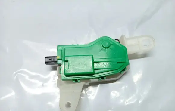 Hyundai i30 Fuel tank cap lock 