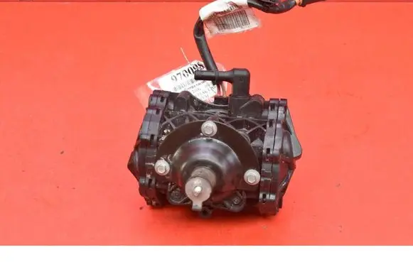 Peugeot 2008 I Vacuum pump 9835028580