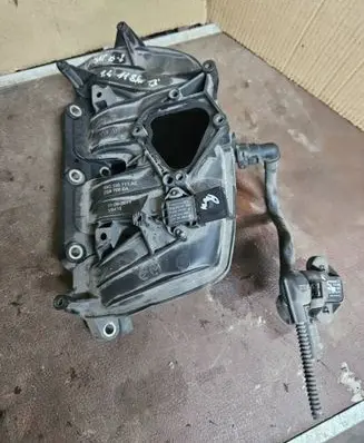 Volkswagen PASSAT B7 Intake manifold 03C129711AE 11092013 ZSB709BA