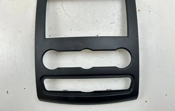 Mercedes-Benz Sprinter W906 Radio/GPS head unit trim A9066800017