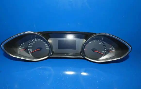 Peugeot 308 Speedometer (instrument cluster) 9822774780 0150795941 PE0008300K