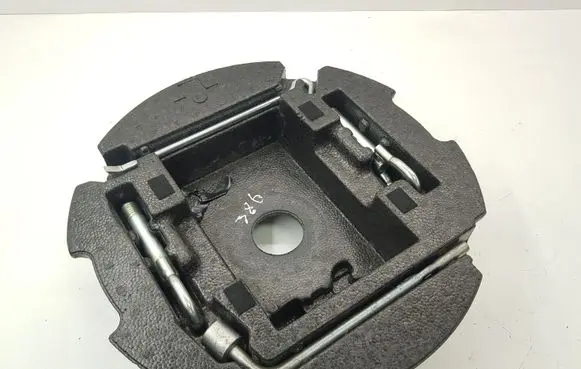 Mazda CX-7 Tool set EH4468802D