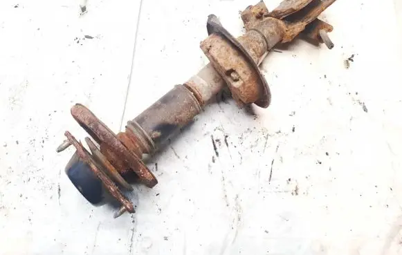 Volvo S40, V40 Front shock absorber/damper