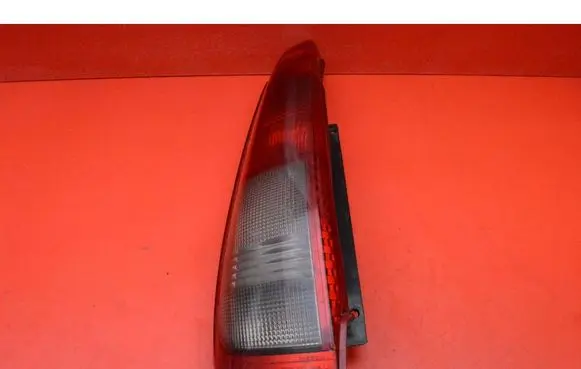 Nissan X-Trail T30 Rear/tail lights