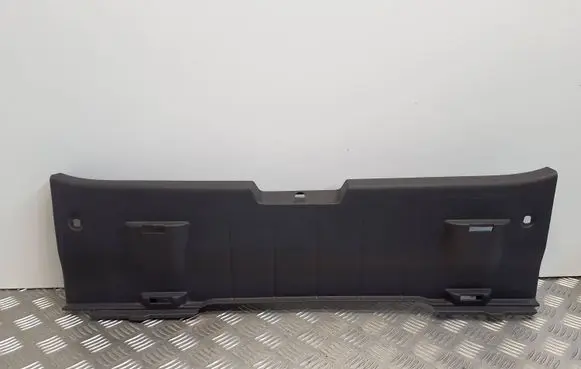Toyota Yaris Trunk/boot sill cover protection