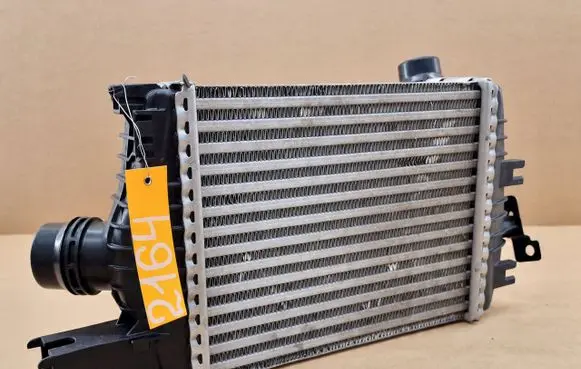 Renault Clio IV Intercooler radiator