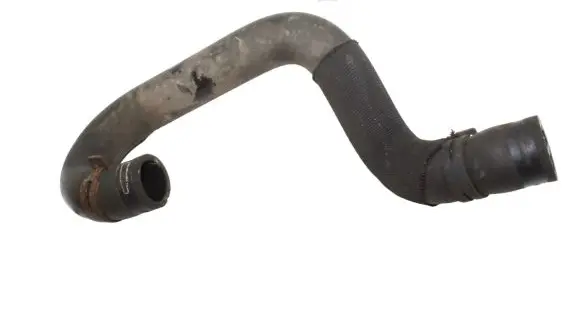 Land Rover Discovery 3 - LR3 Engine coolant pipe/hose
