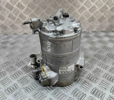 Volvo XC90 Air conditioning (A/C) compressor (pump) 32260522