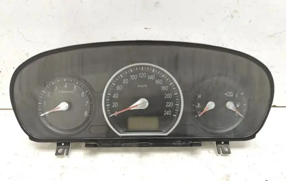 Speedometer (instrument cluster)
