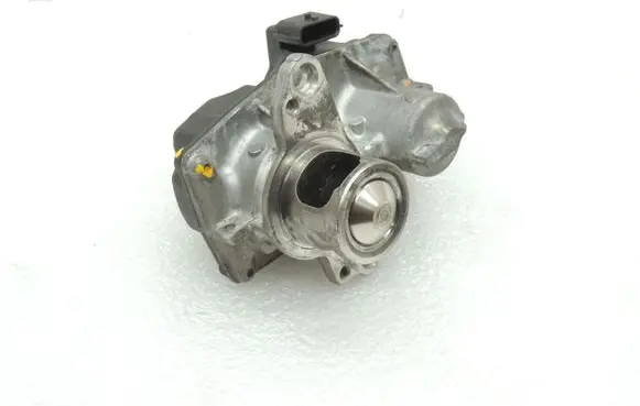 Opel Vivaro EGR valve 95527051 95530777