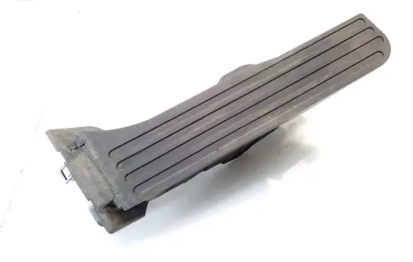 Volkswagen Tiguan Accelerator throttle pedal 1K1721503BD