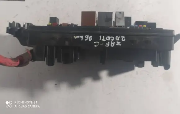 Opel Zafira C Fuse module 13368645