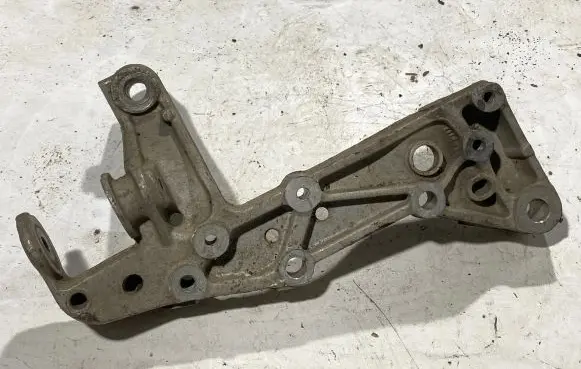 Volkswagen Touran I Front subframe 1k0199295f